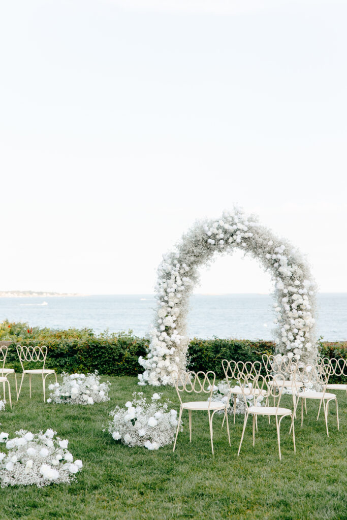 Cozy backyard coastal wedding in North Shore