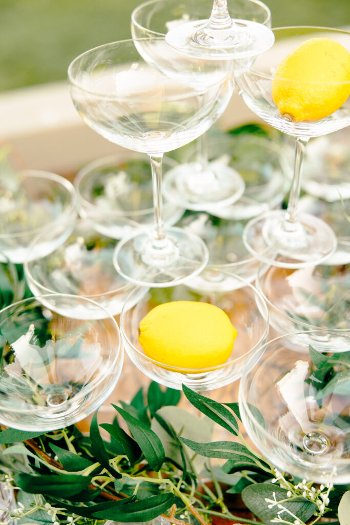 Champagne tower with lemons make everything feel summery and light